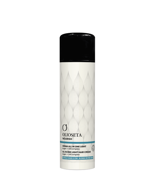 Olioseta Nourish Crema All In One Light sfondo bianco